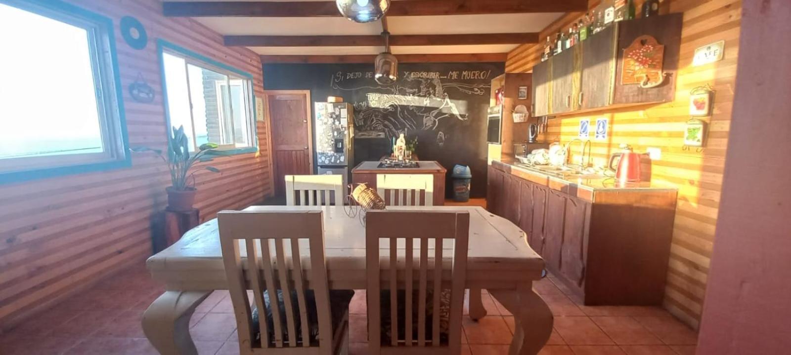 فندق Hostal El Faro سان أنطونيو المظهر الخارجي الصورة